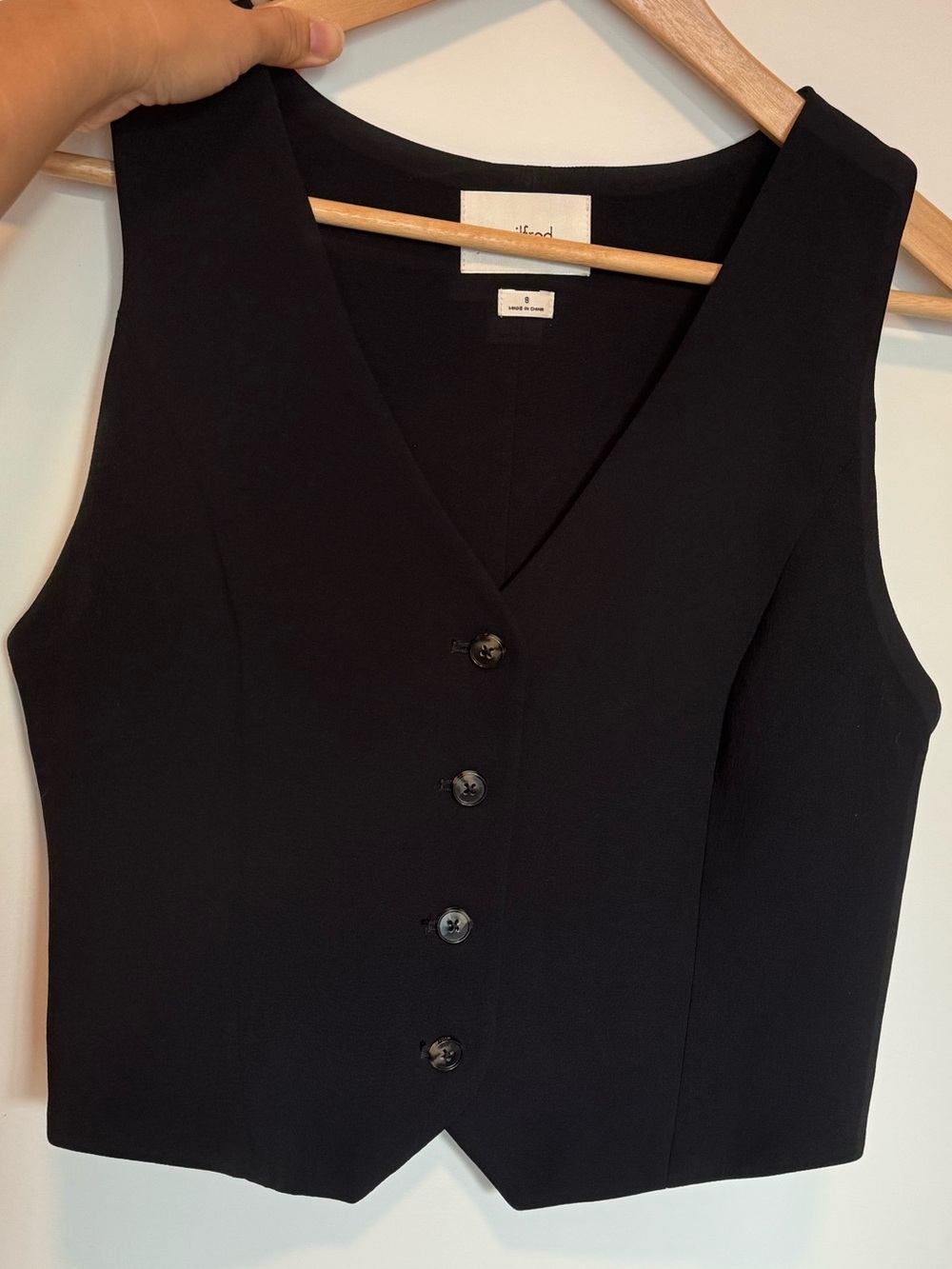 Wilfred Aritzia Black Tailored Button Front Vest Size 8
